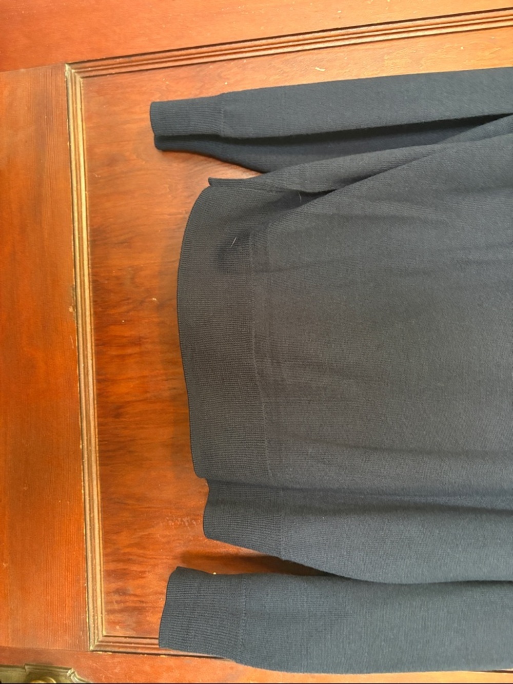 J. Crew Men's Crewneck Sweater in Navy Blue Merino Blend - Picture 6 of 6